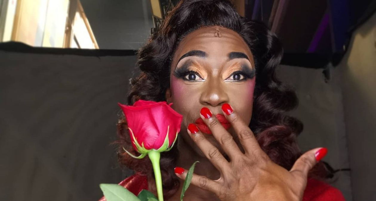 Tiago Barbosa revela que estudou transexualidade para viver personagem em “Kinky Boots” tiago barbosa