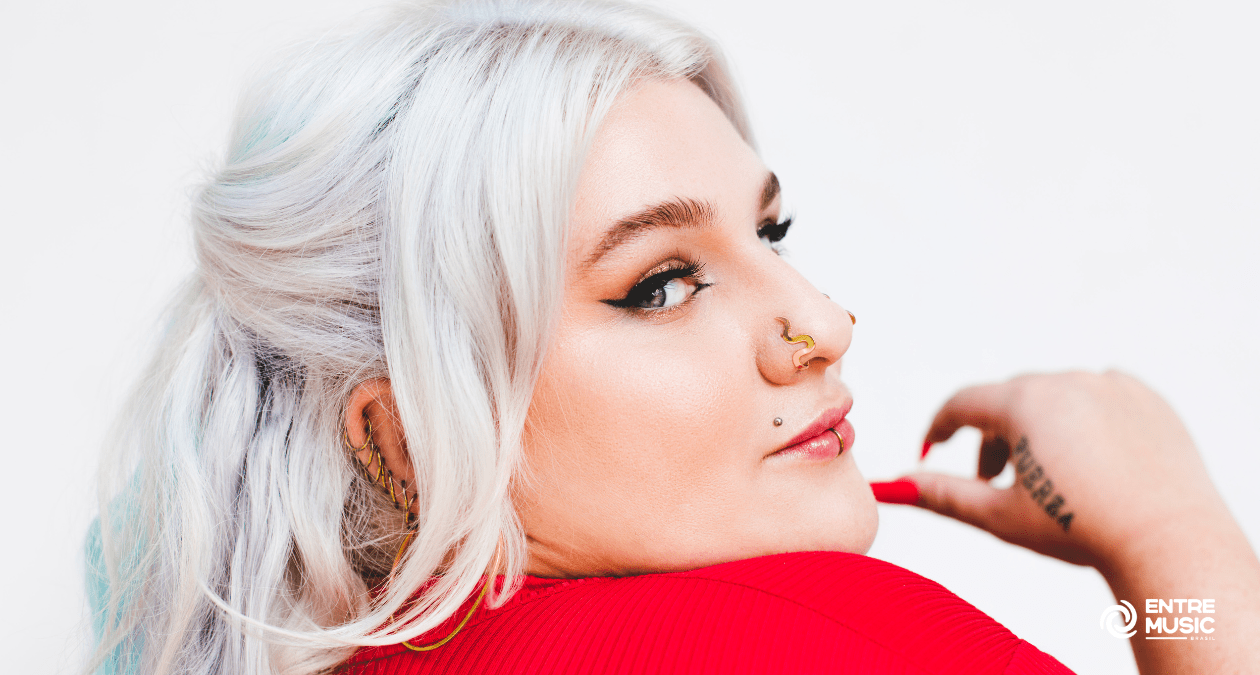 Exclusiva | Rainha de Copas: conheça o novo álbum da cantora Sonja